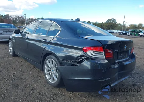 2013 BMW 528I xDrive z USA, uszkodzony, nr VIN WBAXH5C54DD108158